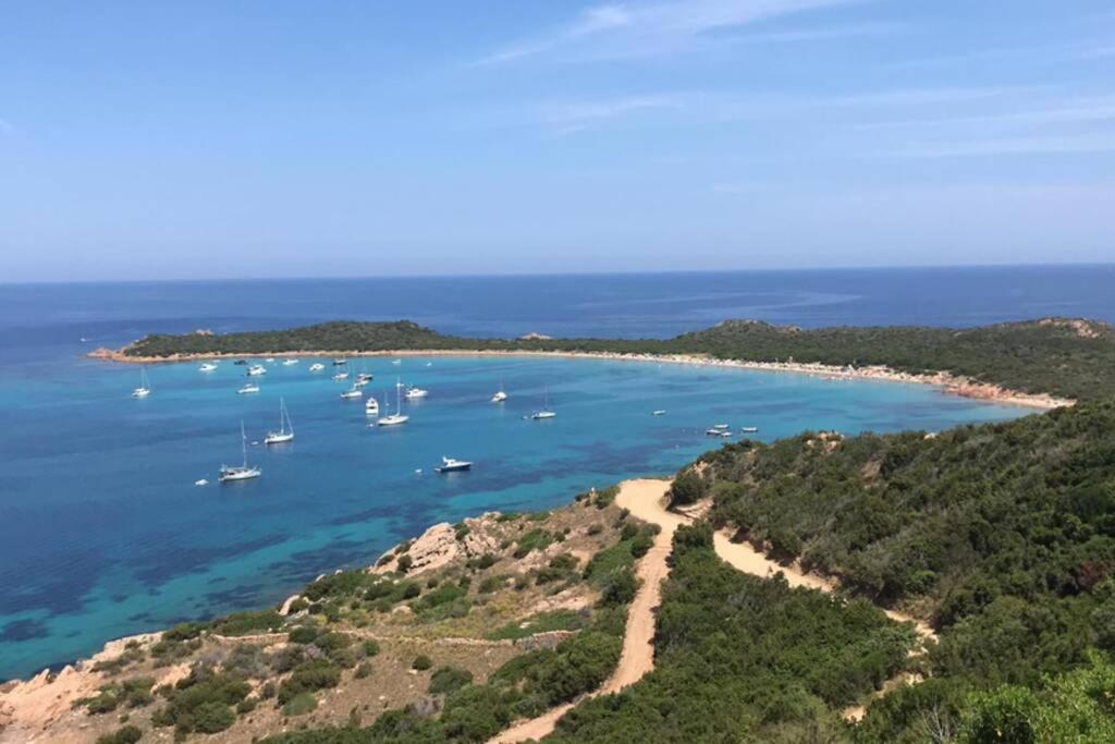 Villa Paola San Teodoro Con Piscina Privata Lu Lioni Екстериор снимка