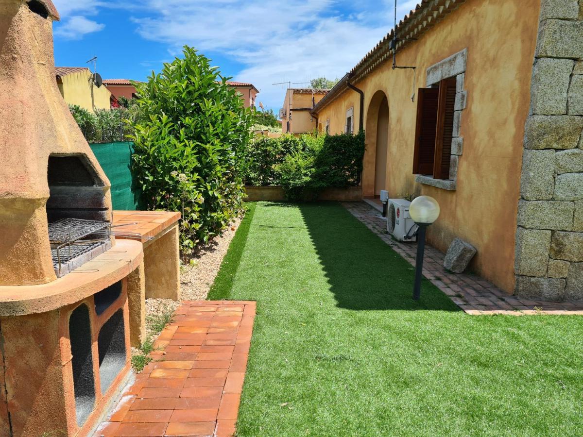 Villa Paola San Teodoro Con Piscina Privata Lu Lioni Екстериор снимка