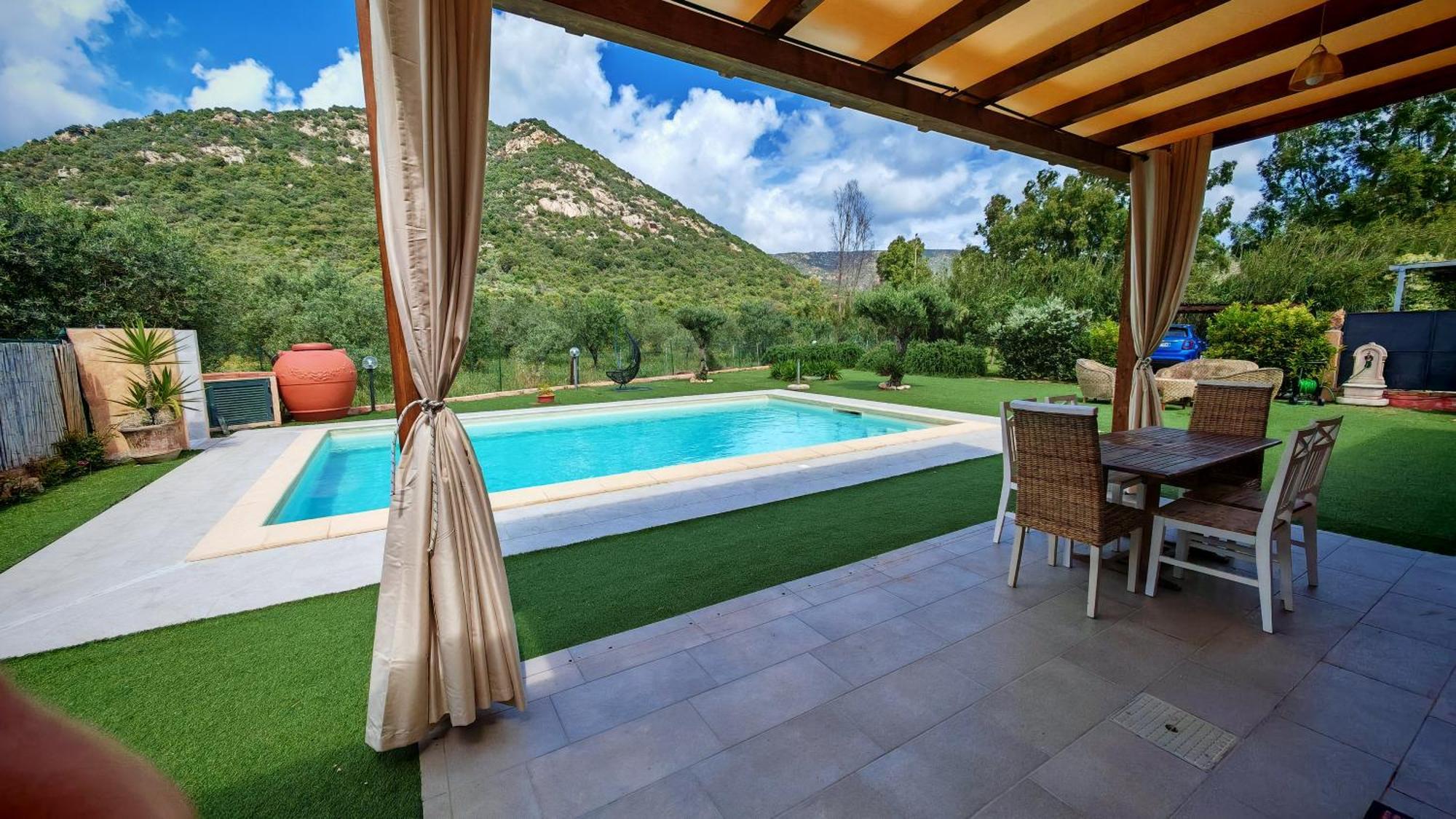 Villa Paola San Teodoro Con Piscina Privata Lu Lioni Екстериор снимка